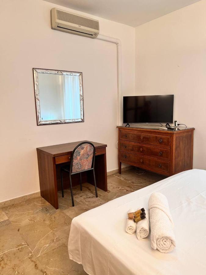 Casa Radiosa Varese Rooms Extérieur photo